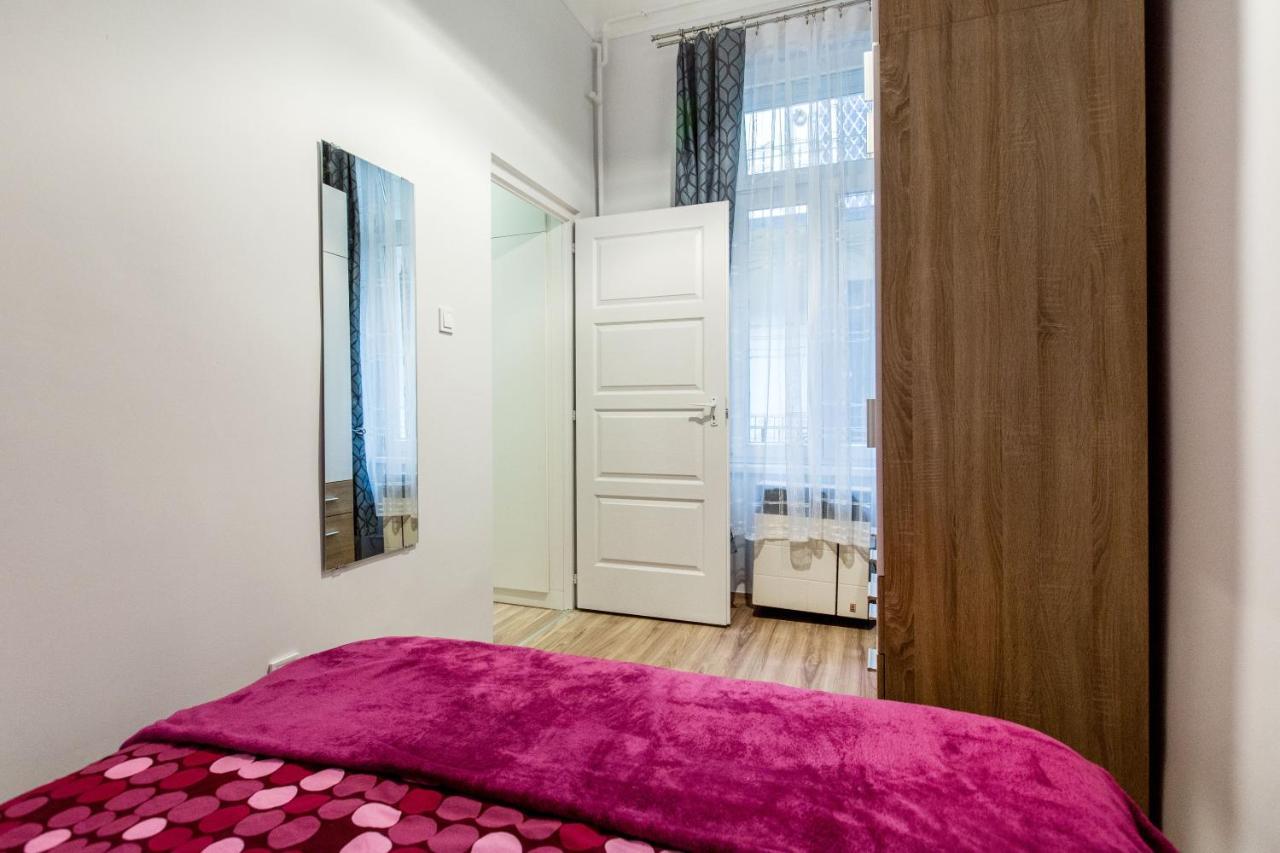 Quiet Nest In The Bustling Centre Of Budapest Esterno foto